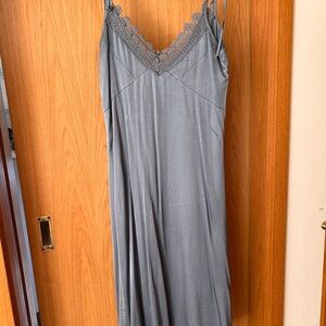 Elegant Lace-Trimmed Chemise in Gray